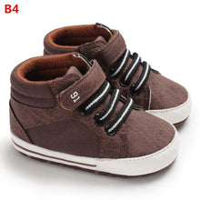 Load image into Gallery viewer, Classic Canvas Newborn Baby shoes